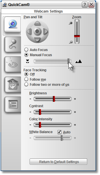 Use zoom, pan, tilt and focus to capture the image